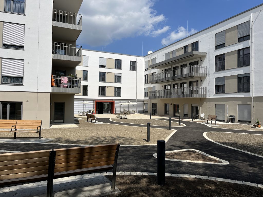 Altenwohn und Pflegeheim Referenz BAUMEISTER HERBERT MAIER BAU GMBH